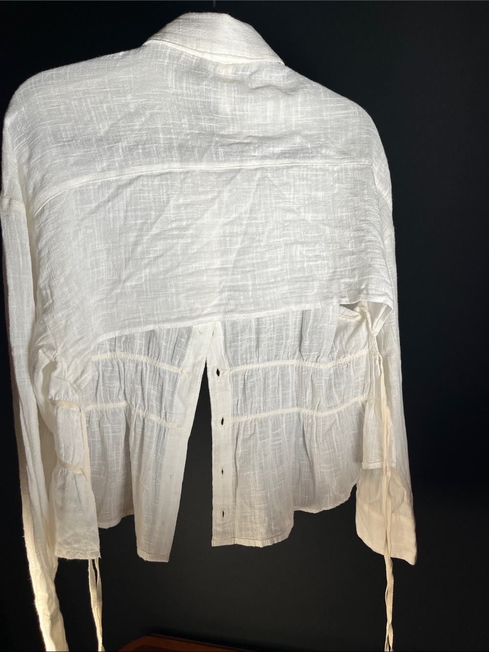 Free People Ivory Textured Button-Front high low Top Size Small - Picture 3 of 5